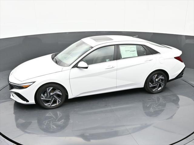 new 2025 Hyundai Elantra car, priced at $26,960