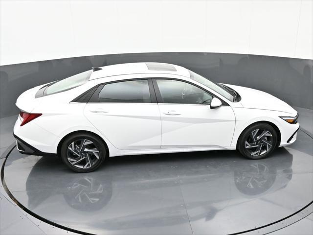 new 2025 Hyundai Elantra car, priced at $26,960