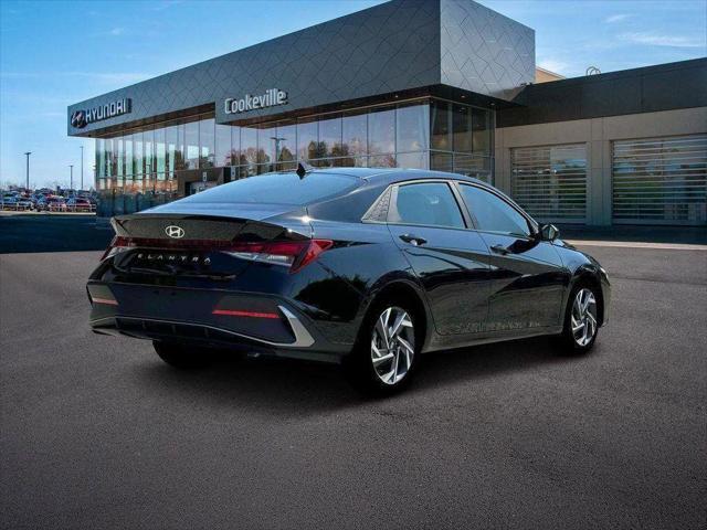new 2025 Hyundai Elantra car, priced at $23,726