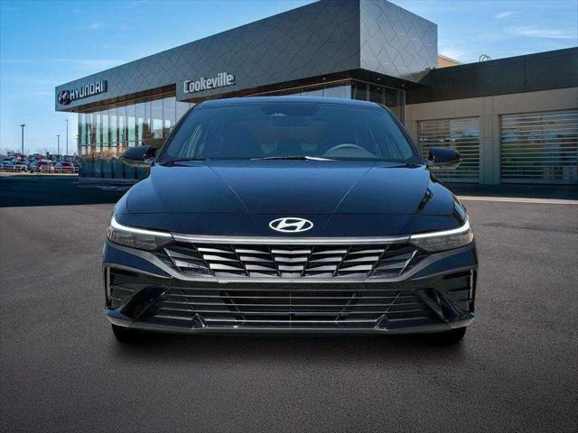 new 2025 Hyundai Elantra car, priced at $22,226