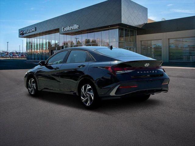 new 2025 Hyundai Elantra car, priced at $23,726