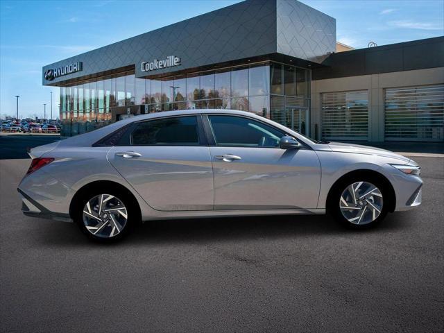 new 2025 Hyundai Elantra car, priced at $24,356