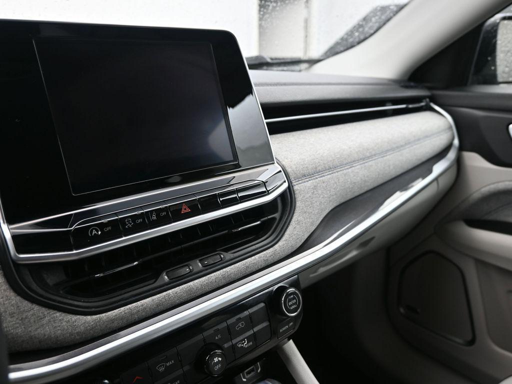 used 2022 Jeep Compass car, priced at $17,544