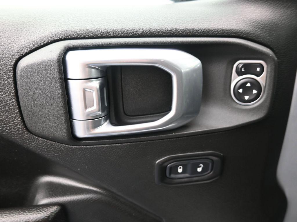 used 2022 Jeep Gladiator car, priced at $34,987