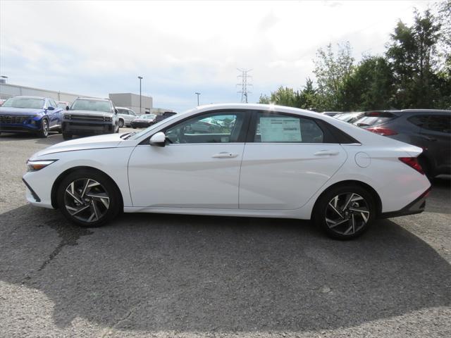 new 2025 Hyundai Elantra car, priced at $24,524