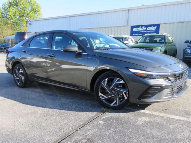 new 2025 Hyundai Elantra car, priced at $24,265