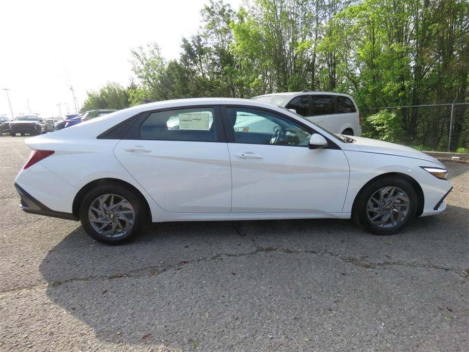 new 2024 Hyundai Elantra car, priced at $23,340