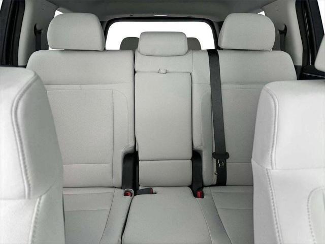 new 2025 Hyundai Santa Fe car, priced at $32,230