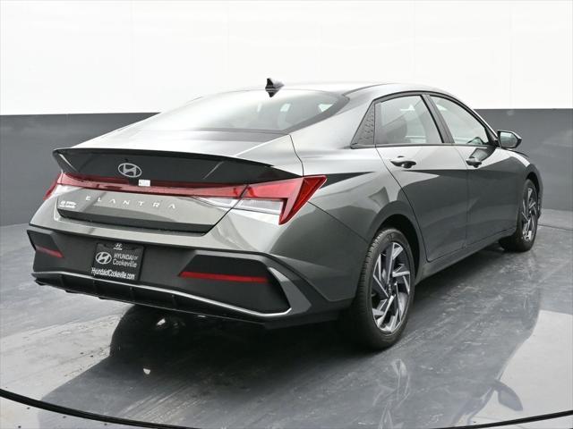 new 2025 Hyundai Elantra car, priced at $24,024