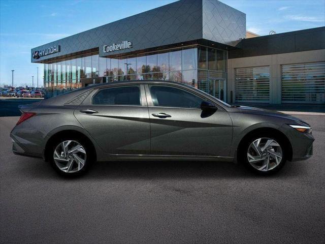 new 2025 Hyundai Elantra car, priced at $28,607