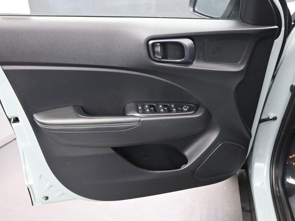 used 2025 Hyundai Venue car, priced at $21,887