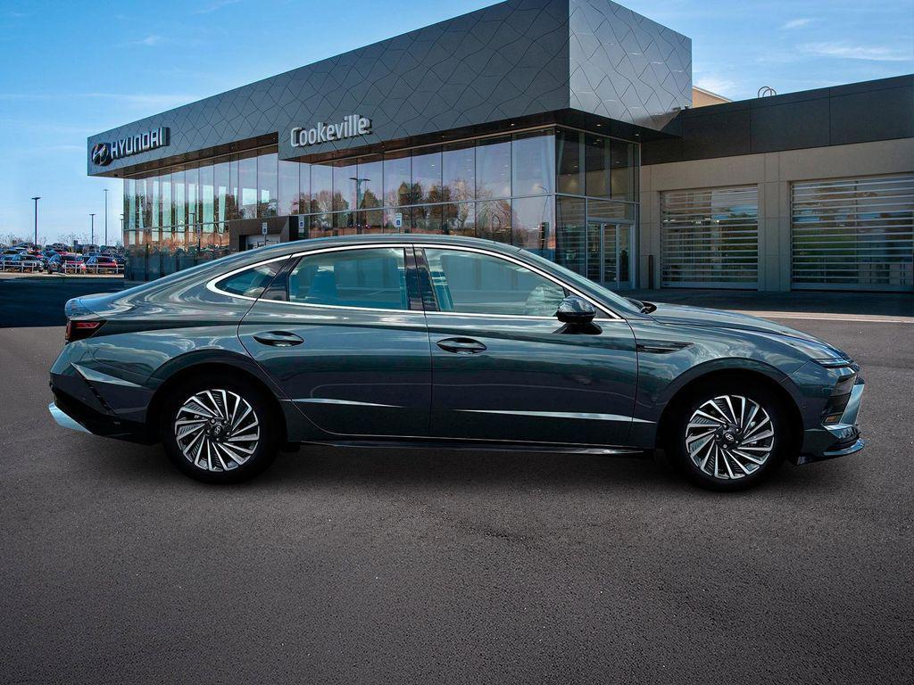 new 2025 Hyundai Sonata Hybrid car, priced at $36,661