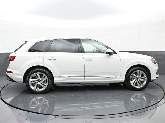 used 2023 Audi Q7 car, priced at $43,889