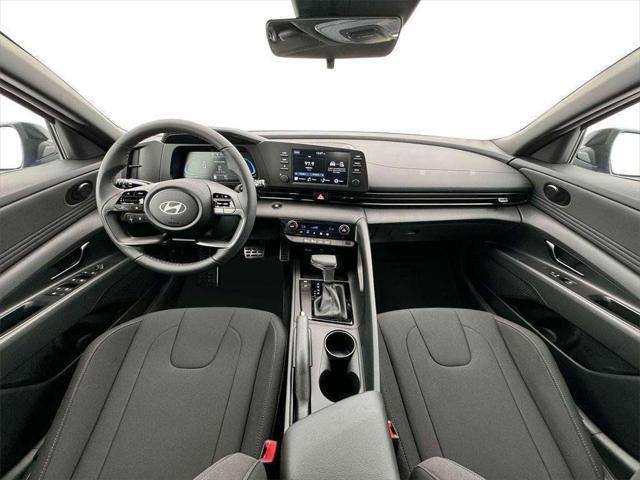 new 2025 Hyundai Elantra car, priced at $23,376