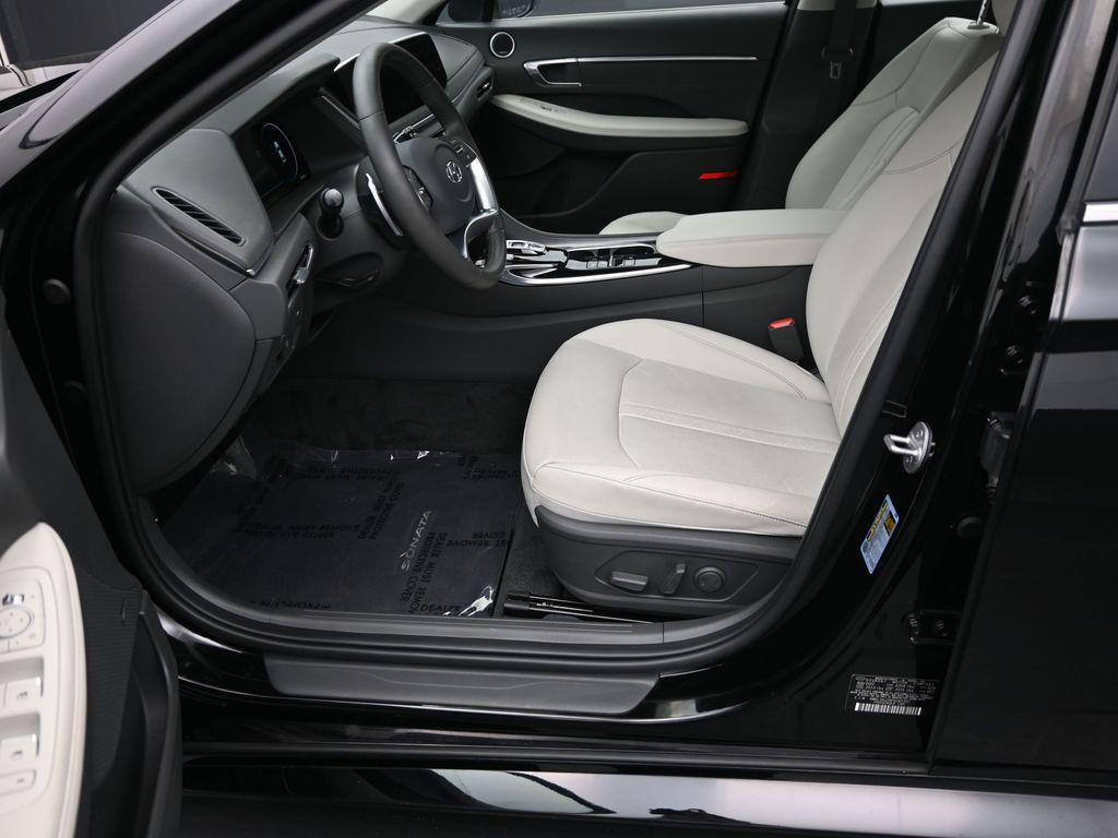 used 2023 Hyundai Sonata car, priced at $25,777