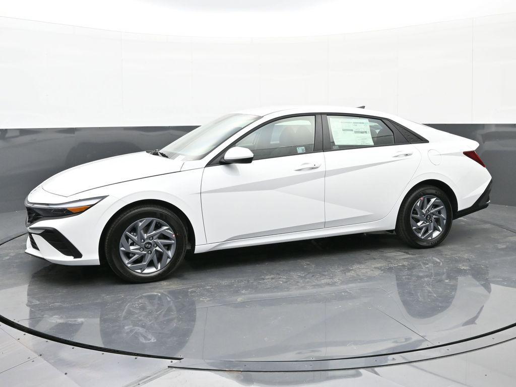 used 2025 Hyundai ELANTRA HEV car, priced at $22,500