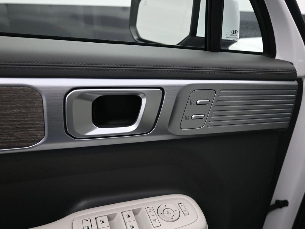 used 2024 Hyundai Santa Fe car, priced at $35,349