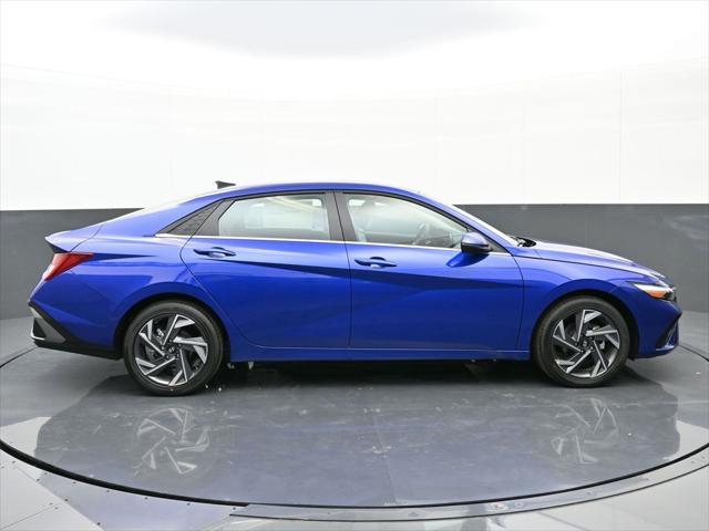 new 2025 Hyundai Elantra car, priced at $27,474