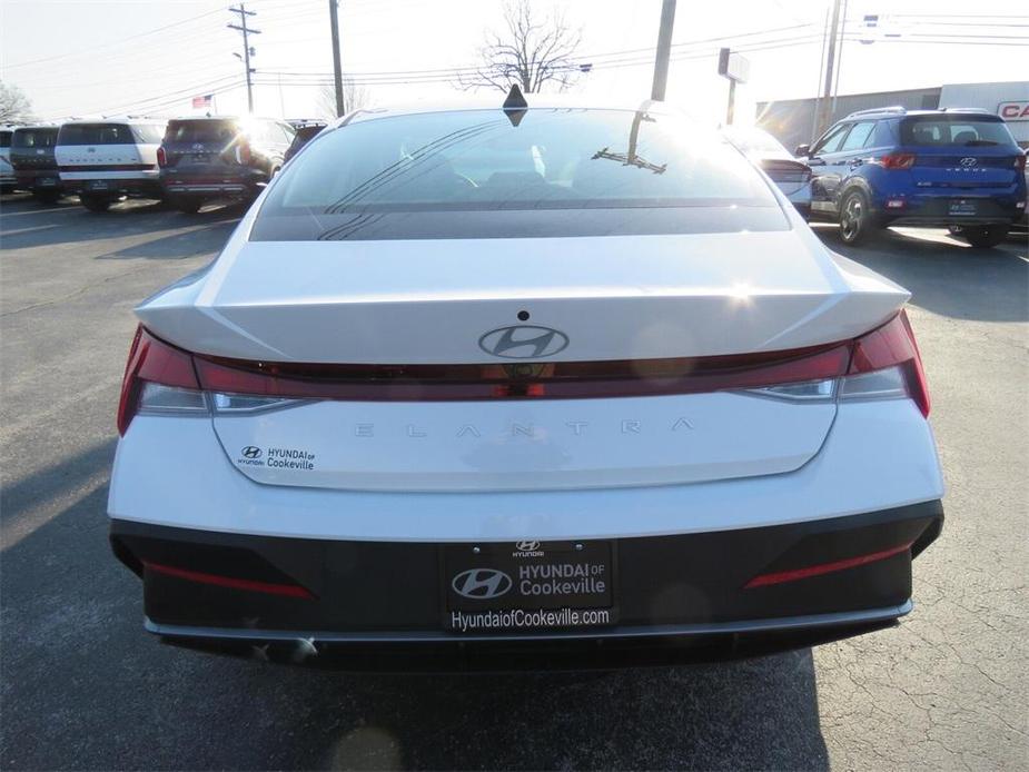 new 2024 Hyundai Elantra car, priced at $22,269
