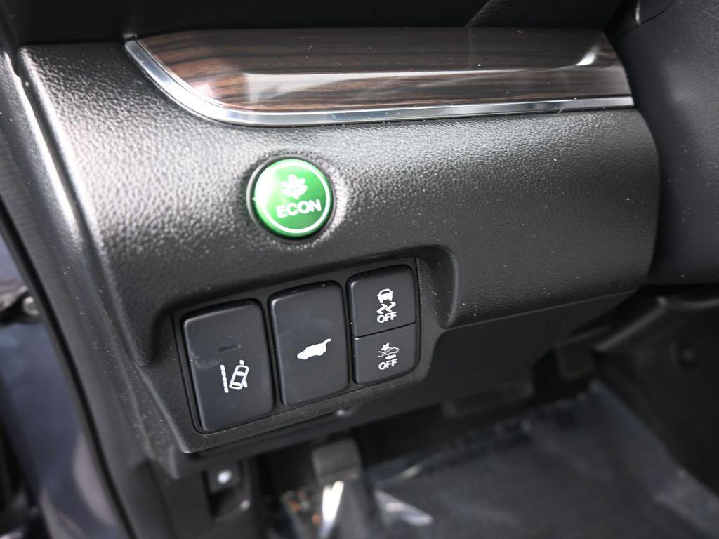 used 2016 Honda CR-V car, priced at $15,488