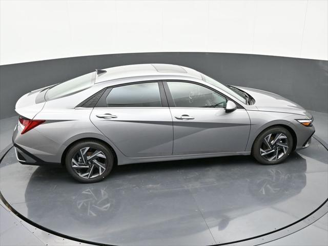 new 2025 Hyundai Elantra car, priced at $25,425