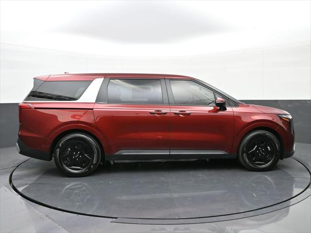 used 2025 Kia Carnival car, priced at $37,588