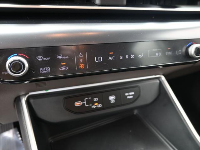 used 2025 Kia Carnival car, priced at $37,588