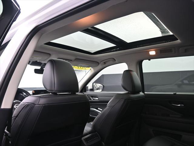 used 2023 Nissan Pathfinder car, priced at $35,388
