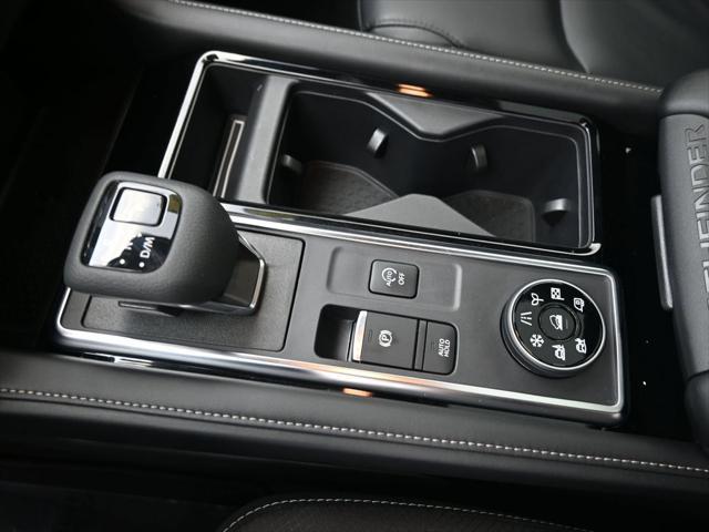 used 2023 Nissan Pathfinder car, priced at $35,388