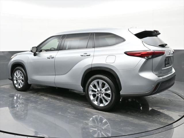 used 2023 Toyota Highlander car, priced at $38,779