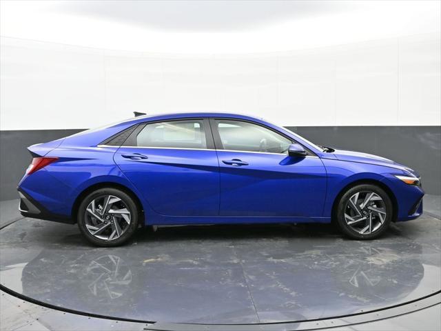 new 2025 Hyundai Elantra car, priced at $27,475