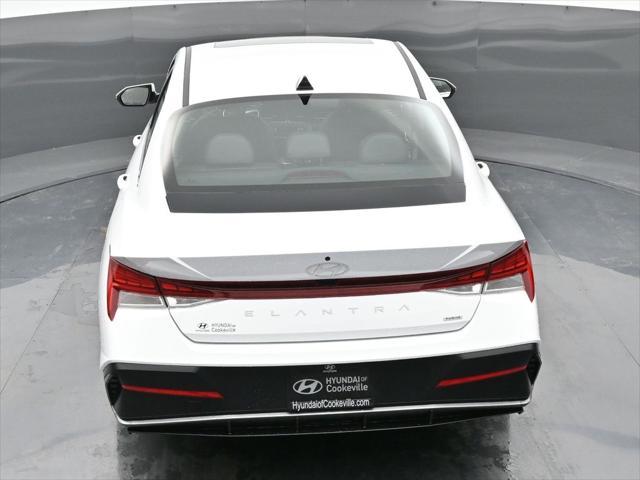 new 2025 Hyundai Elantra car, priced at $31,585