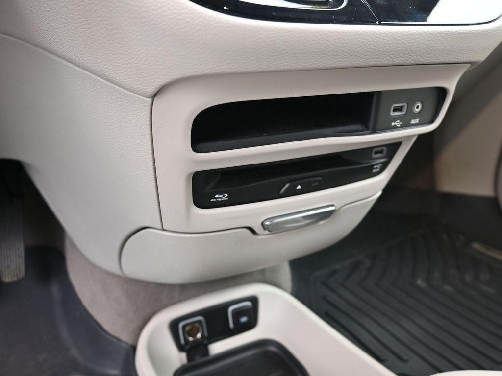 used 2020 Chrysler Pacifica car, priced at $21,739