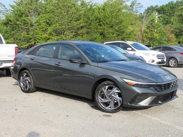 new 2025 Hyundai Elantra car, priced at $21,749