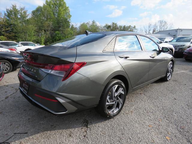 new 2025 Hyundai Elantra car, priced at $21,749