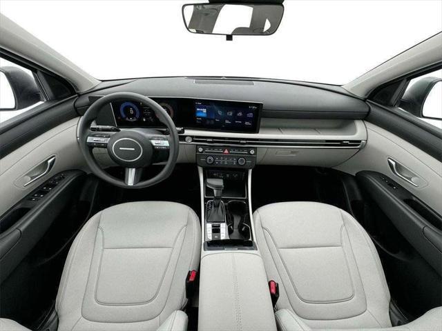 new 2025 Hyundai Tucson car, priced at $30,384