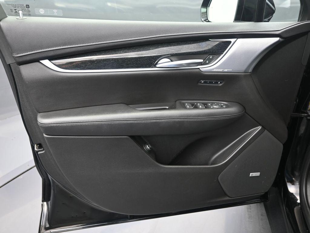 used 2020 Cadillac XT5 car, priced at $21,889