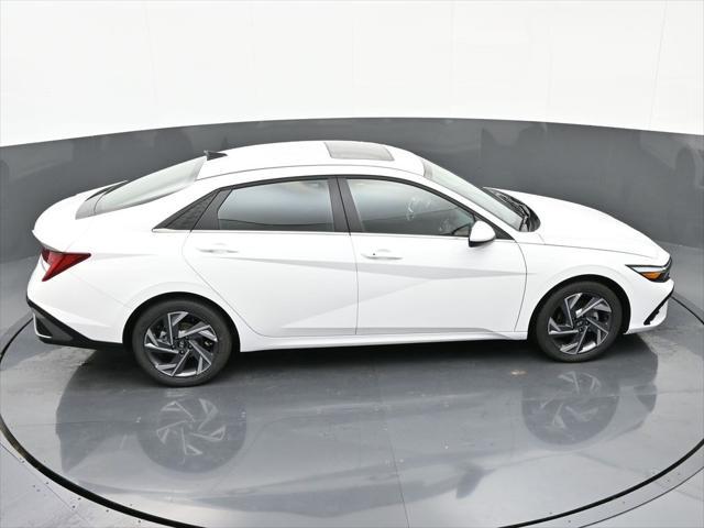 new 2025 Hyundai Elantra car, priced at $26,996