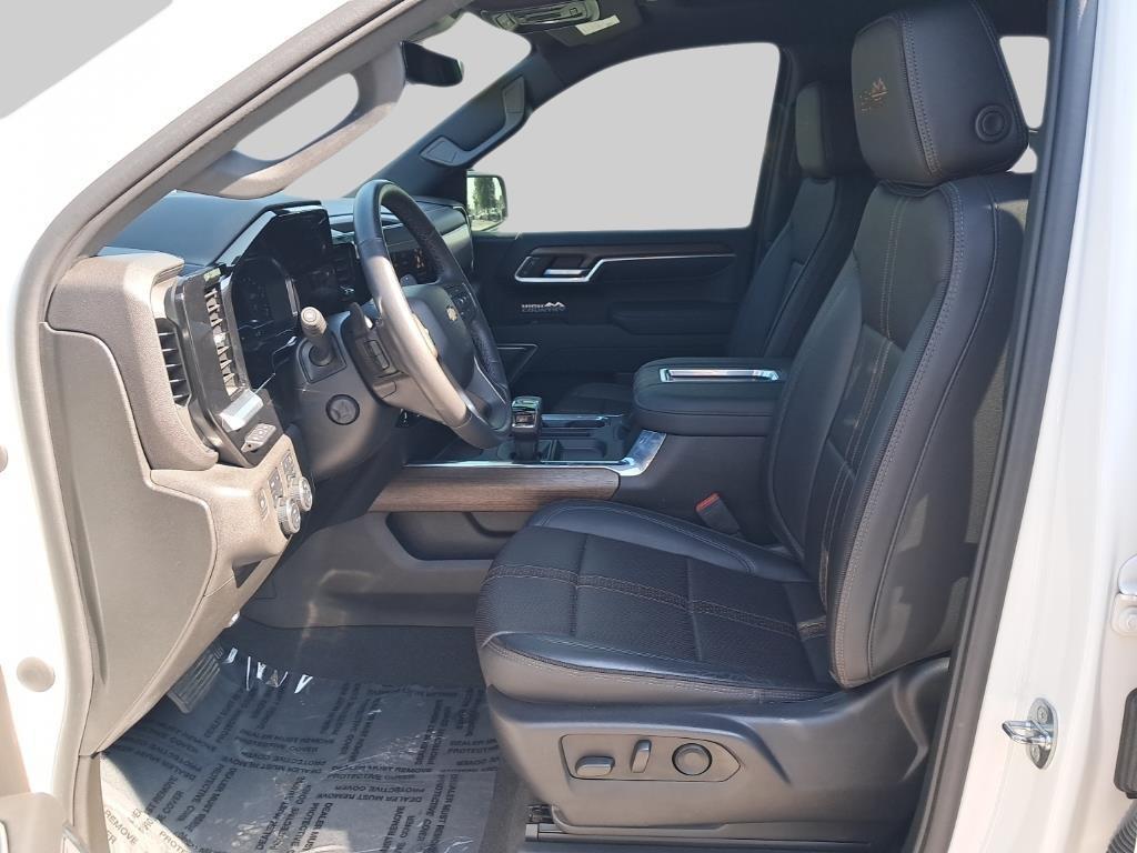 used 2022 Chevrolet Silverado 1500 car, priced at $53,995
