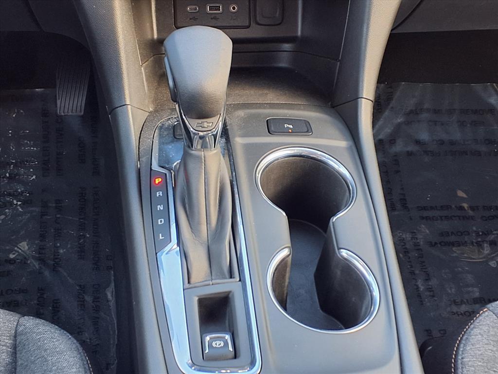 used 2023 Chevrolet Equinox car, priced at $25,995