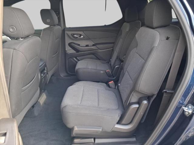 used 2023 Chevrolet Traverse car, priced at $39,995