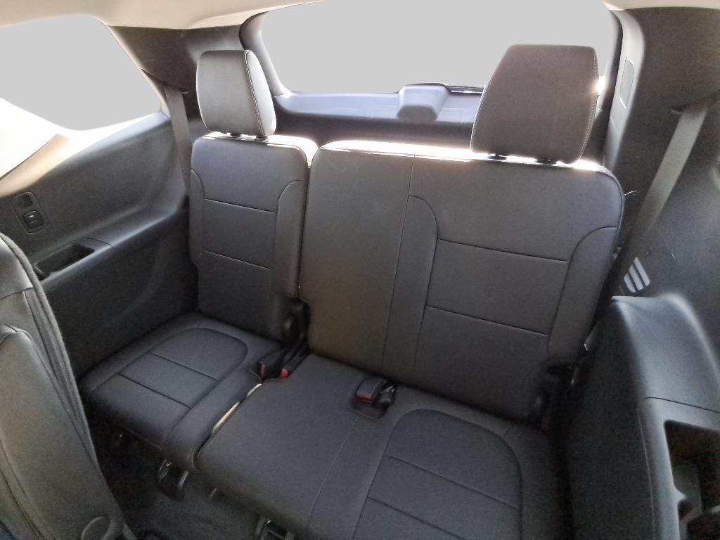 used 2021 Chevrolet Traverse car, priced at $33,995