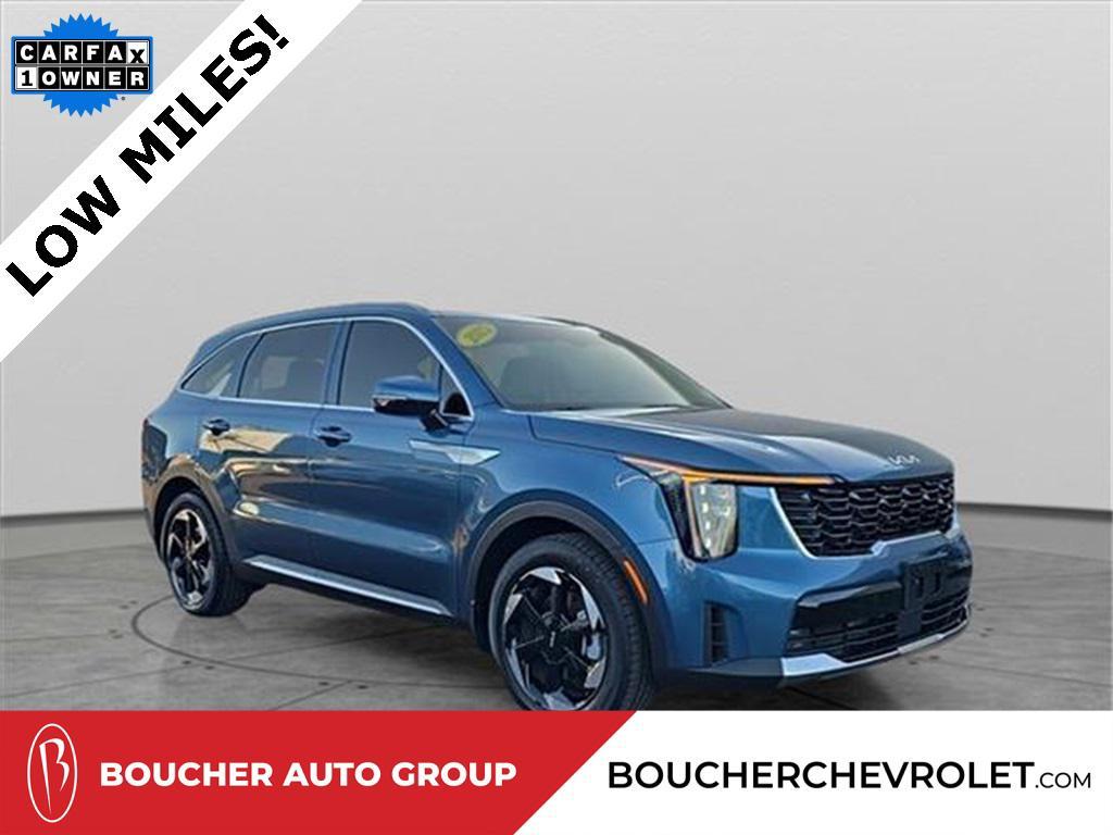 used 2025 Kia Sorento Hybrid car, priced at $38,729