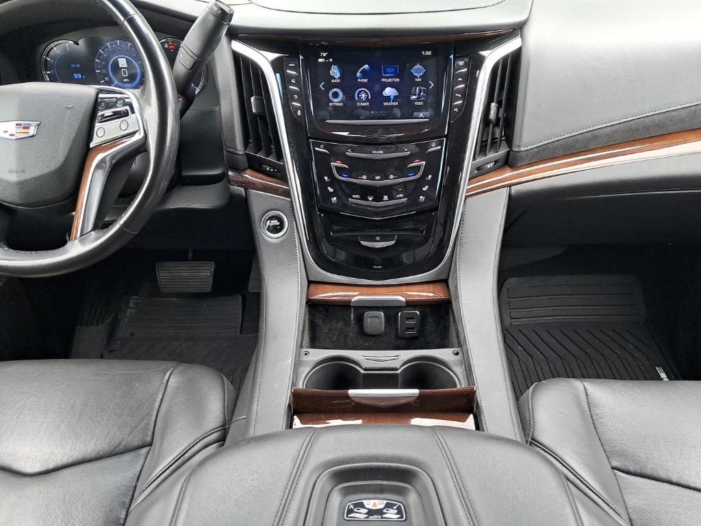 used 2020 Cadillac Escalade car, priced at $53,995
