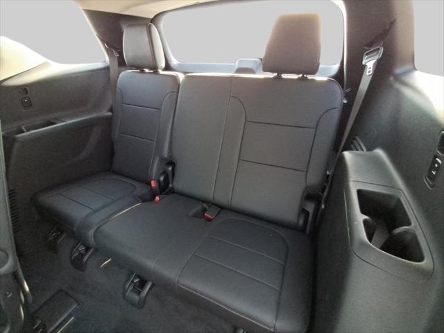 used 2021 Chevrolet Traverse car, priced at $32,729