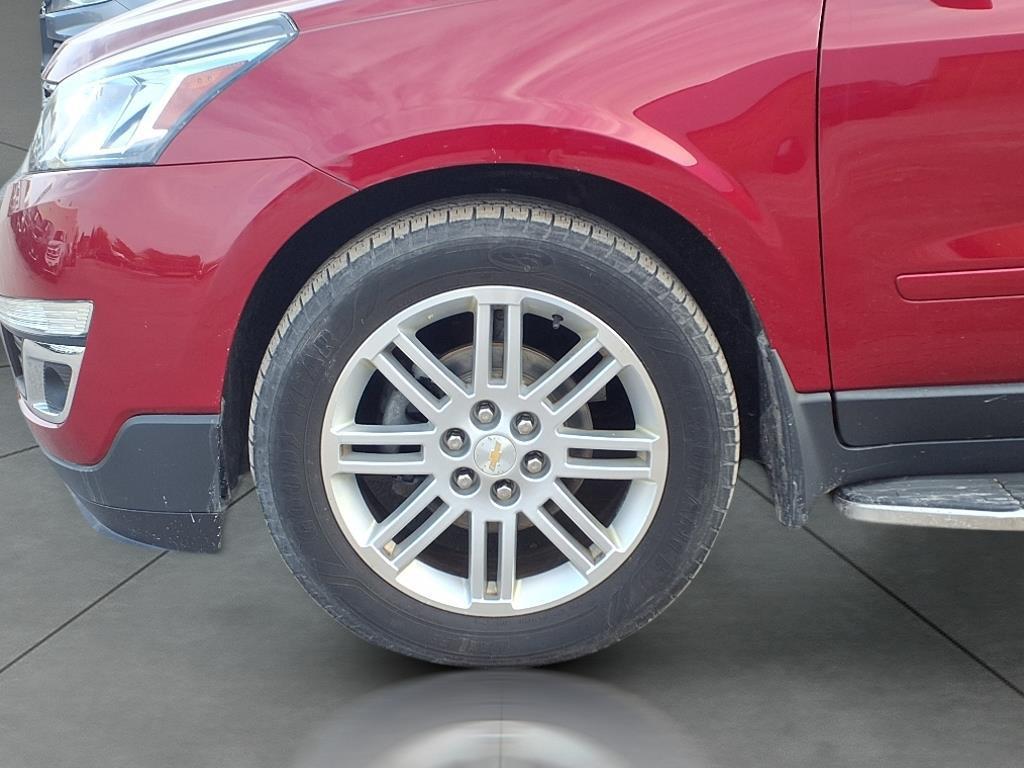 used 2014 Chevrolet Traverse car, priced at $14,995