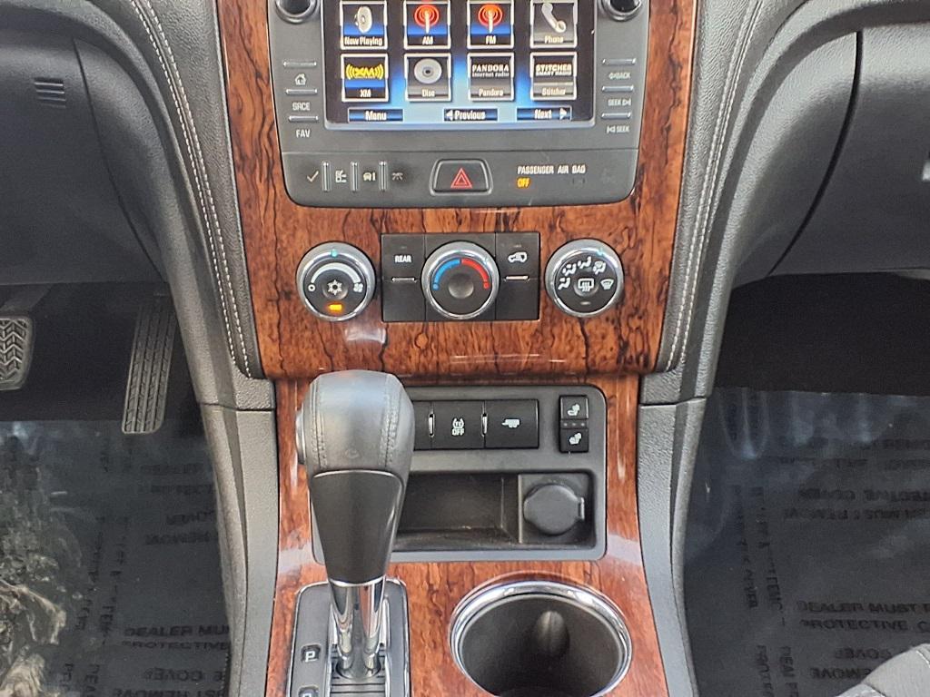 used 2014 Chevrolet Traverse car, priced at $14,995