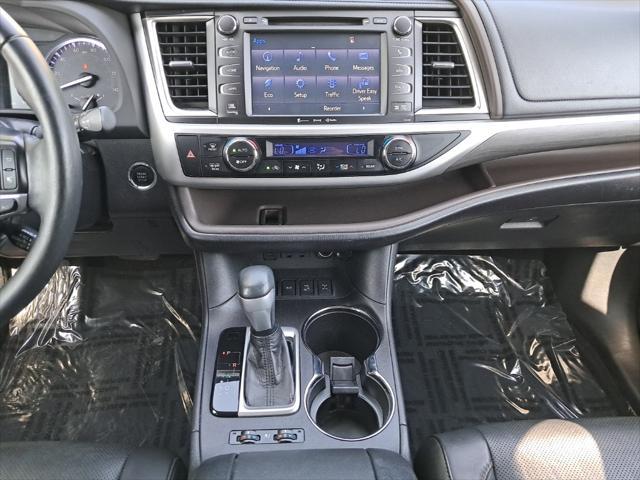 used 2019 Toyota Highlander car, priced at $29,687