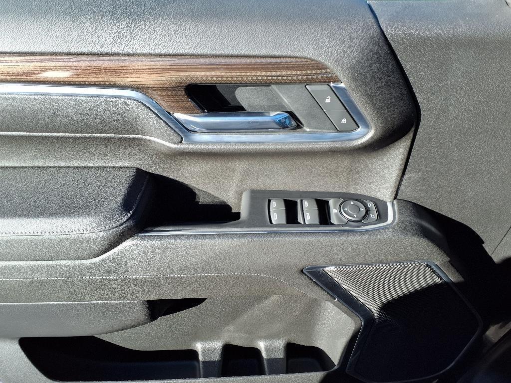 used 2022 Chevrolet Silverado 1500 car, priced at $36,995