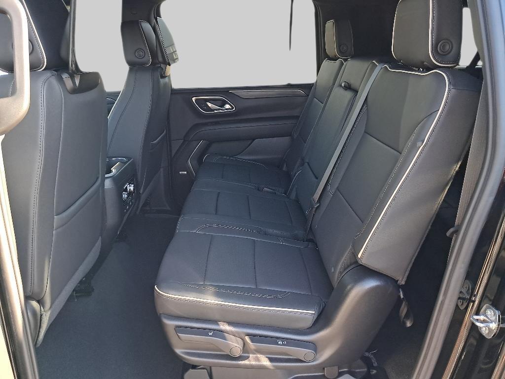 used 2024 GMC Yukon XL car, priced at $73,619